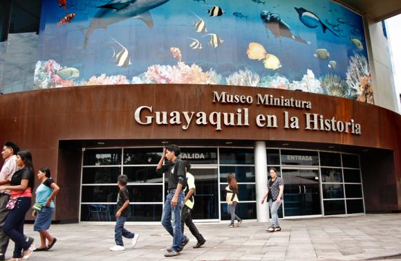 Malecon 2000 Guyaquil que faire musées