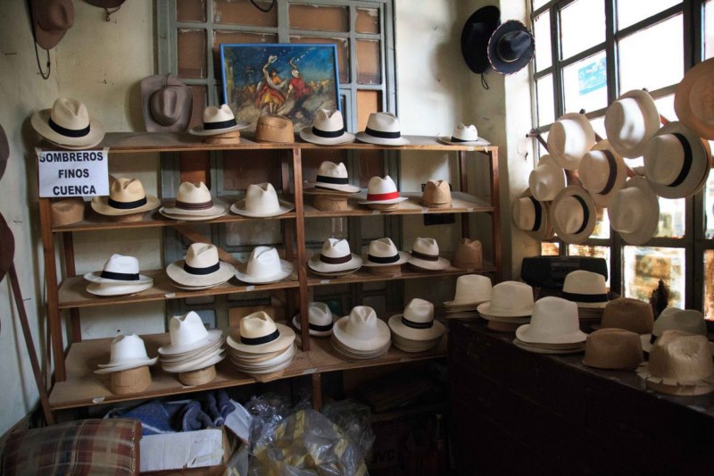 Une boutique de chapeaux à Cuenca